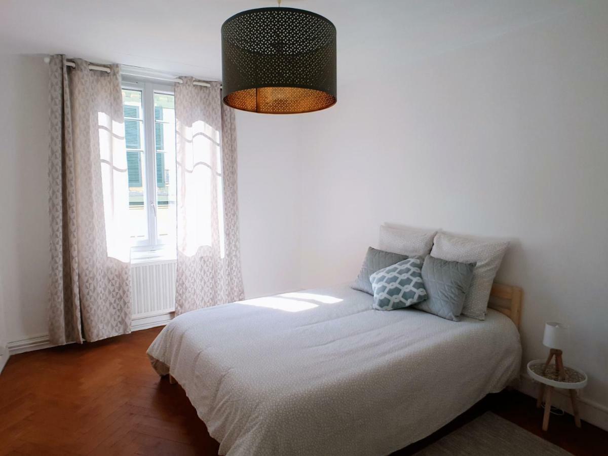 Au 36, Les Apparts Hotel Joigny Eksteriør billede